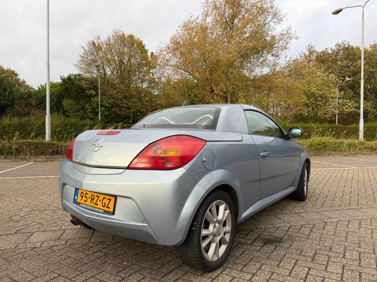 Opel Tigra TwinTop 1.4 | Apk| Nap | Airco | Cabrio | Lage KM