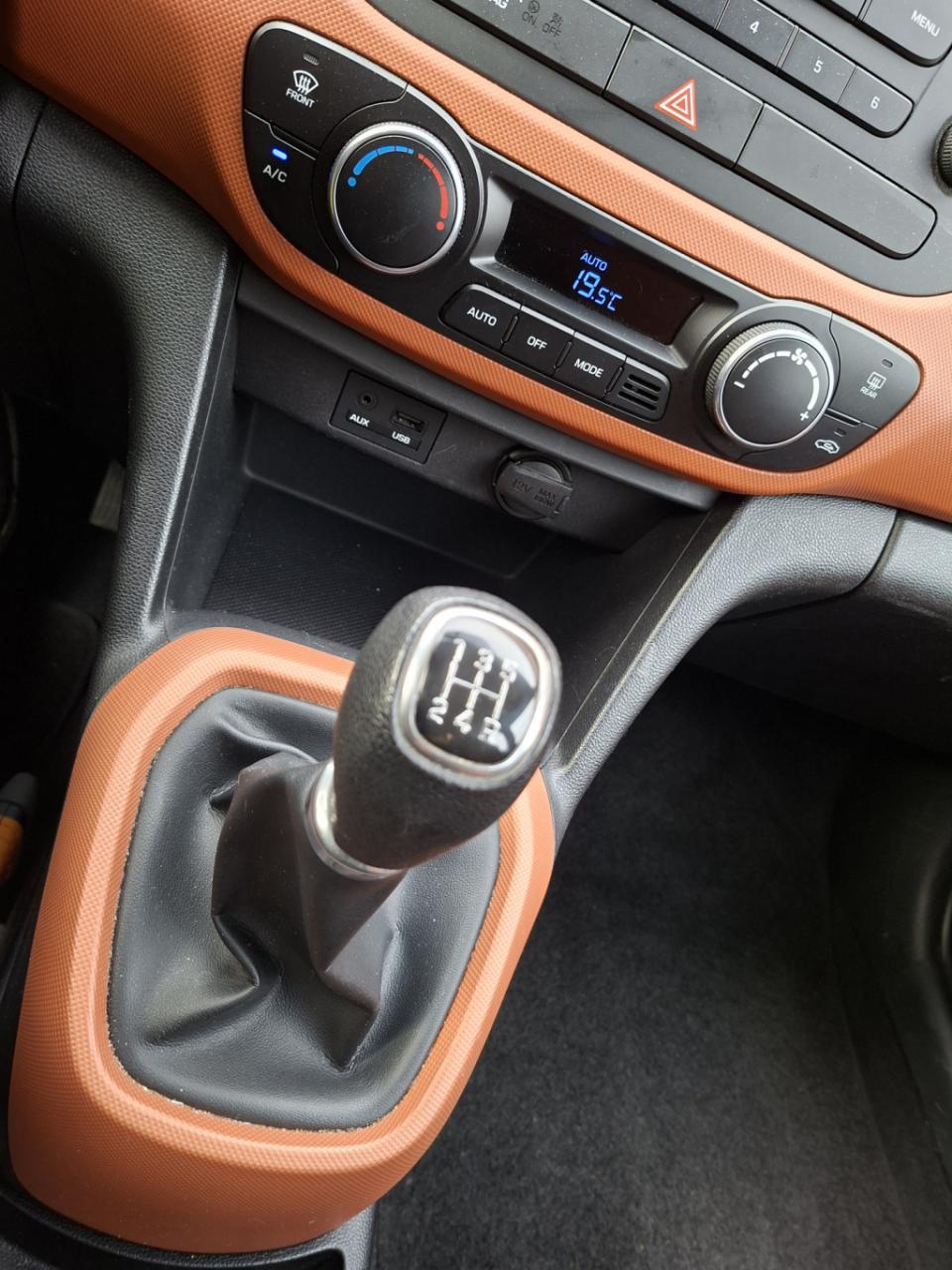 Hyundai I 10 1.0i i-motion comfort cruise control