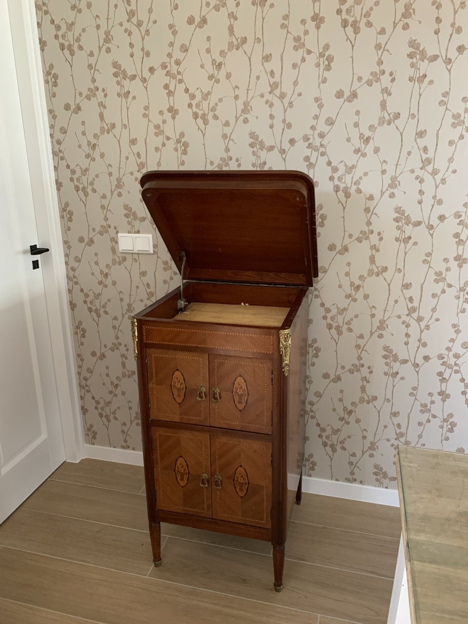 ✨Schitterend Sfeervol Bijzonder Antiek Houten Kastje✨