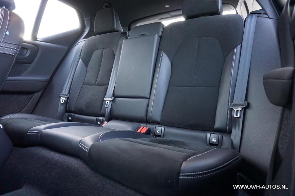 Volvo XC40 1.5 t2 r-design