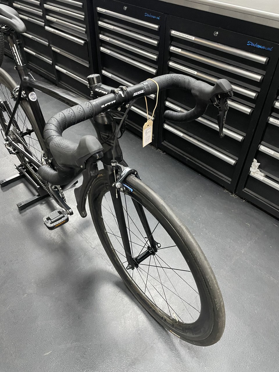 Sensa Giulia Full Carbon Racefiets zeer nette staat !!!