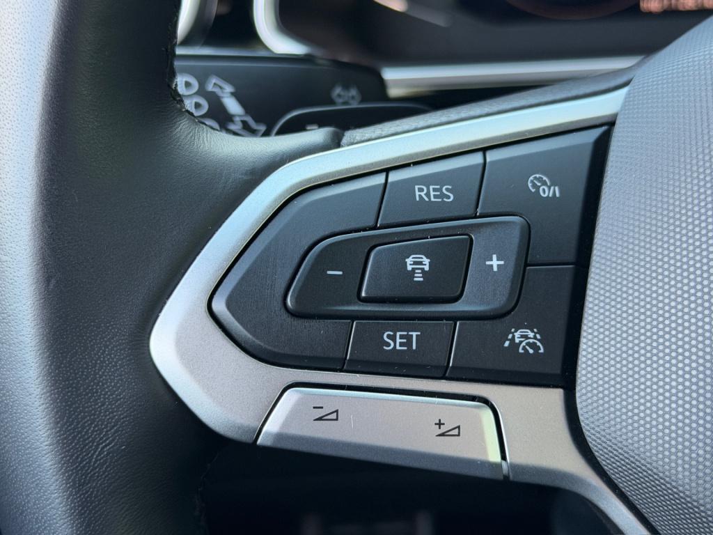 Volkswagen T-roc 1.5 tsi 150pk dsg r-line | camera | keyless | elek. achter