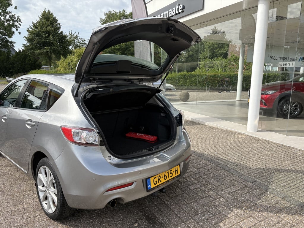 Mazda 3 2.0 disi gt-m bose 12 mnd bova garantie trekhaak