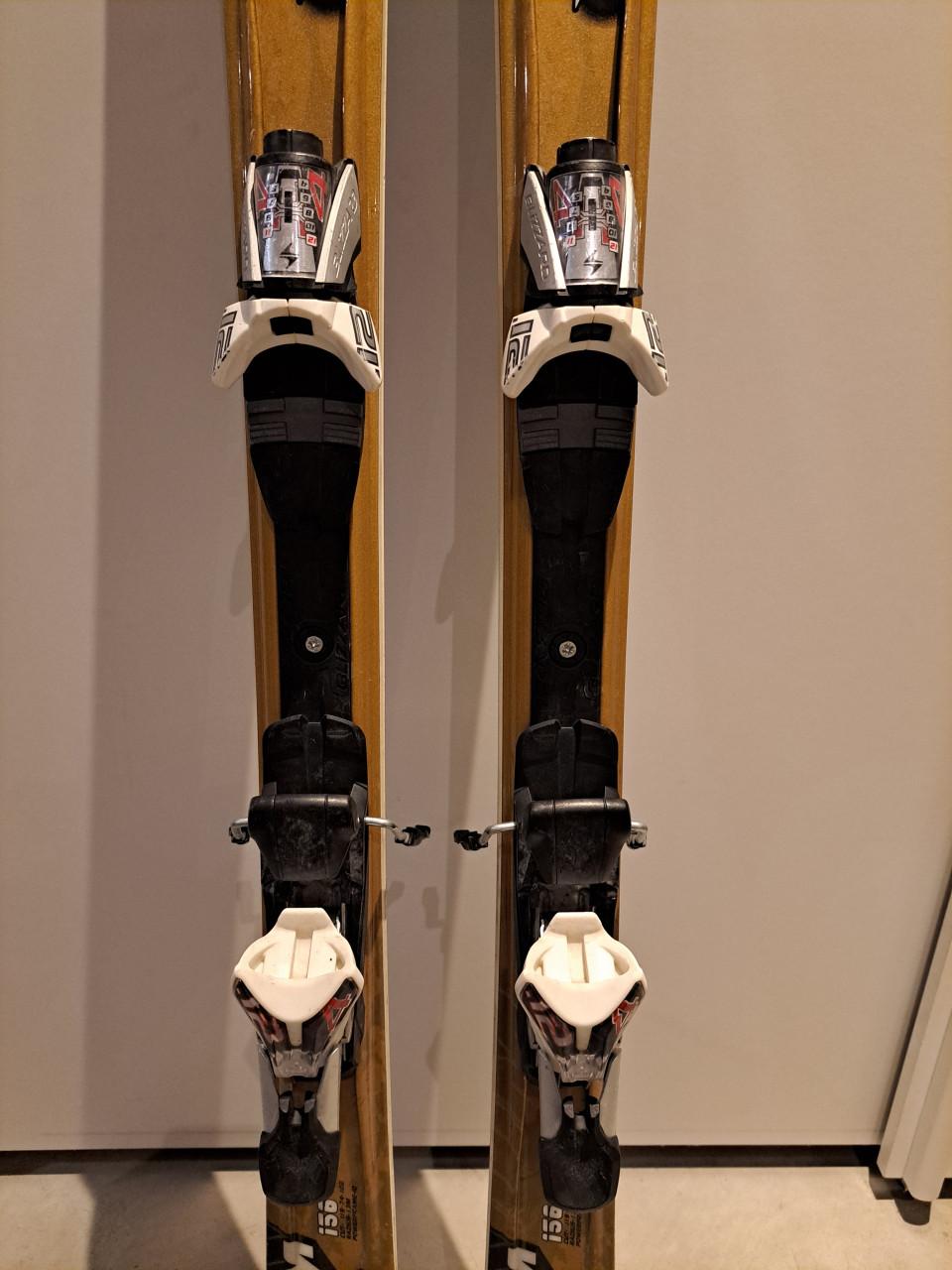 Blizzard ski's. Magnum 7.4. Lengte 156.
