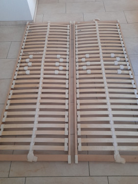 2 lattenbodems 70 x 200 ( in goede nette staat )