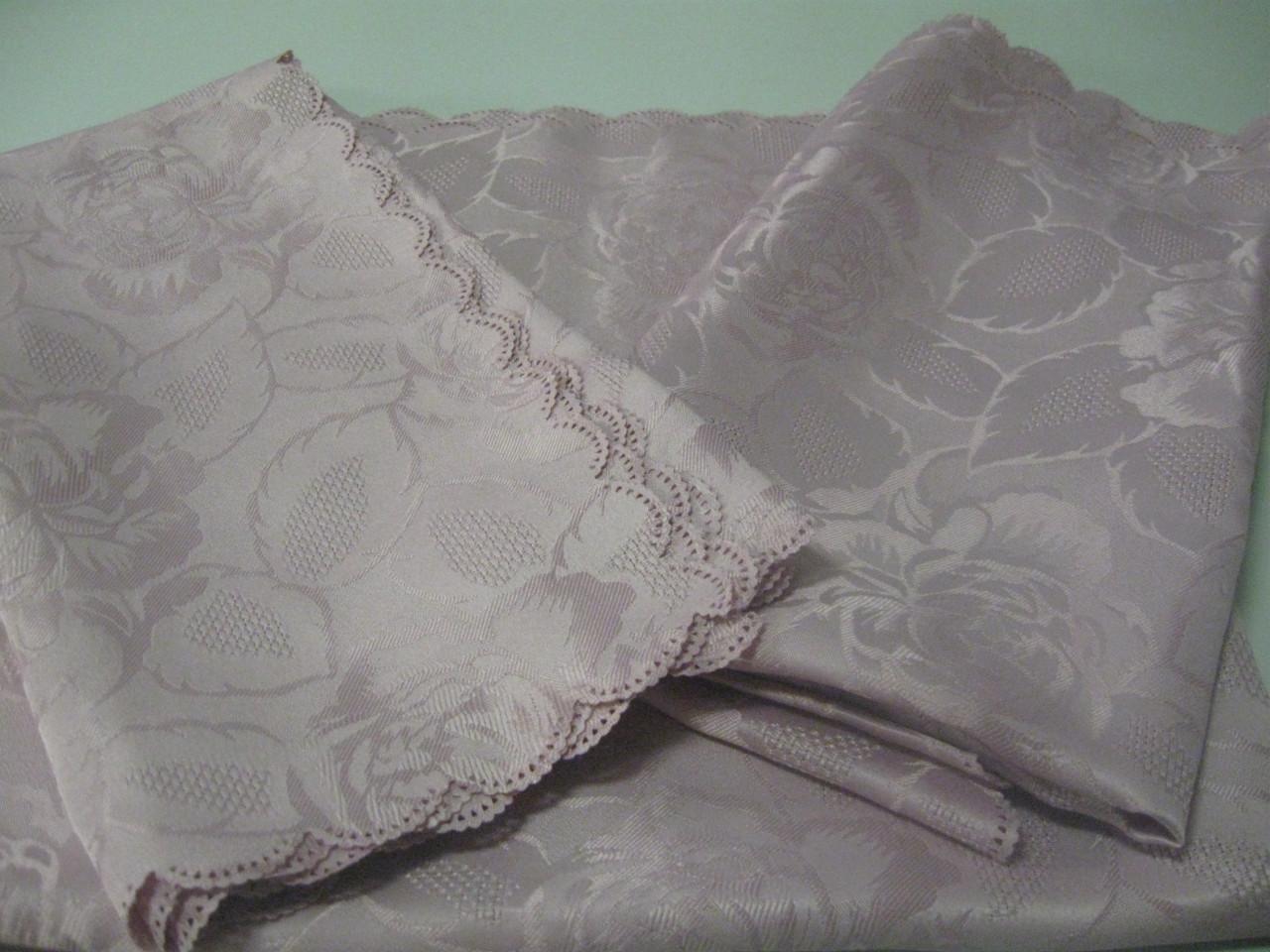 3 Damast tafelkleedjes