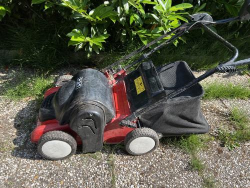 HVC S390E elektrische verticuteermachine vermogen 1700W