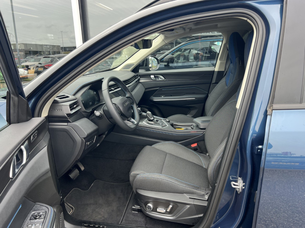 Lynk & Co 01 1.5 261pk plug in hybrid , panodak , 360gr camera, carplay