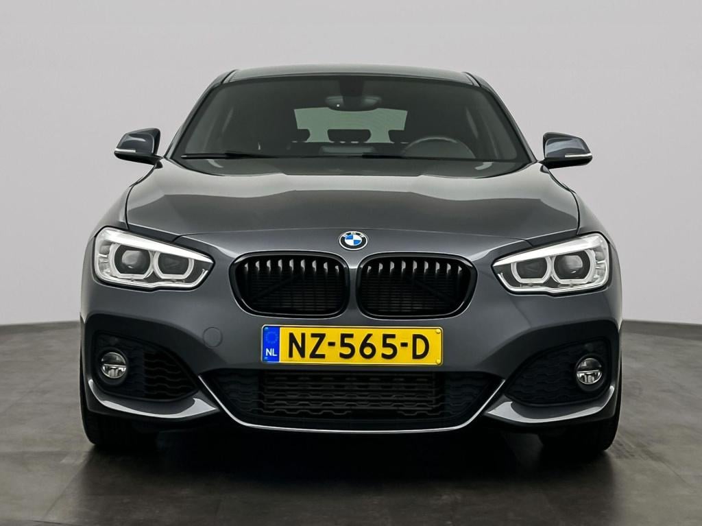 BMW 1 Serie 118i aut. 5drs. m-sport | led koplampen | 18'' velgen | navi | 