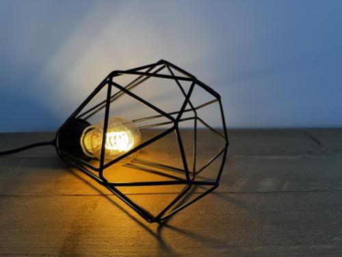 Stijlvolle, decoratieve, industriële tafellamp EGLO Tarbes – warm LED licht