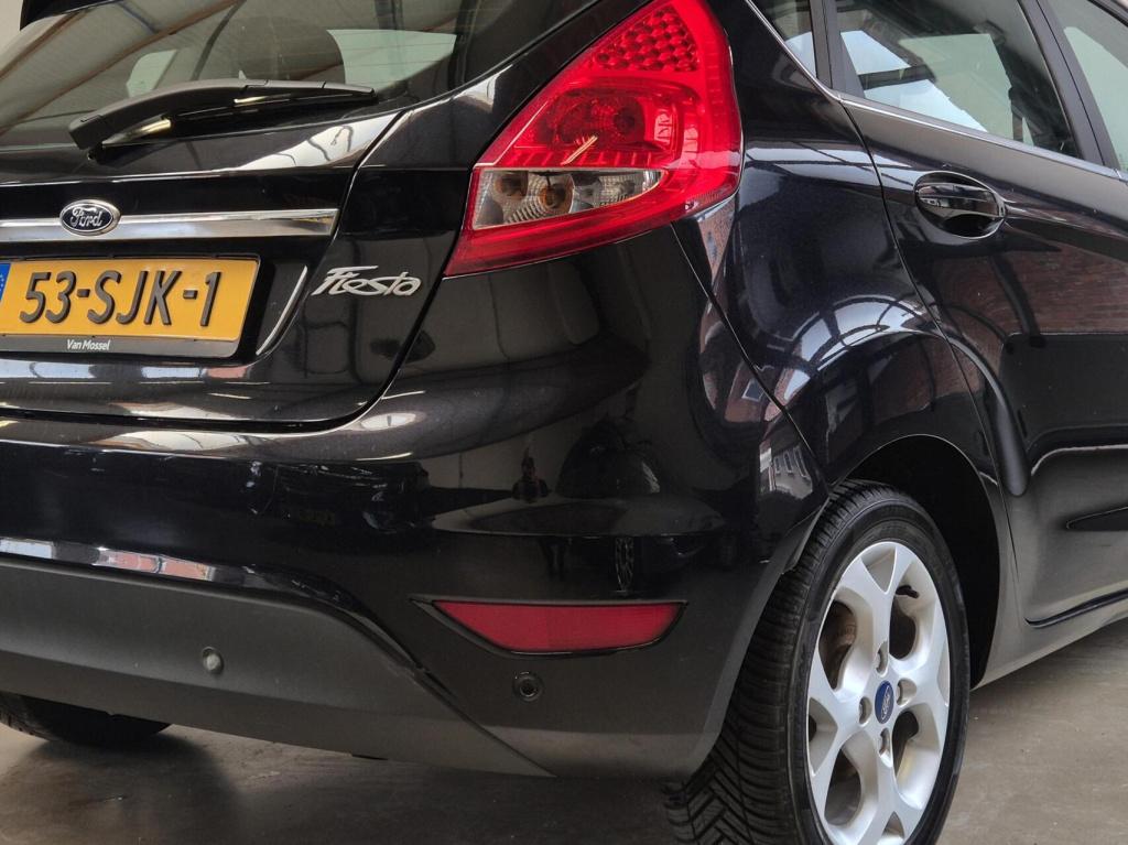 Ford Fiesta 1.25 titanium / keyless / cruisecontrol / nieuwe distriebutieri