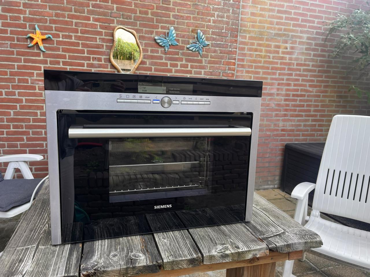 Siemens stoomoven HB26D552