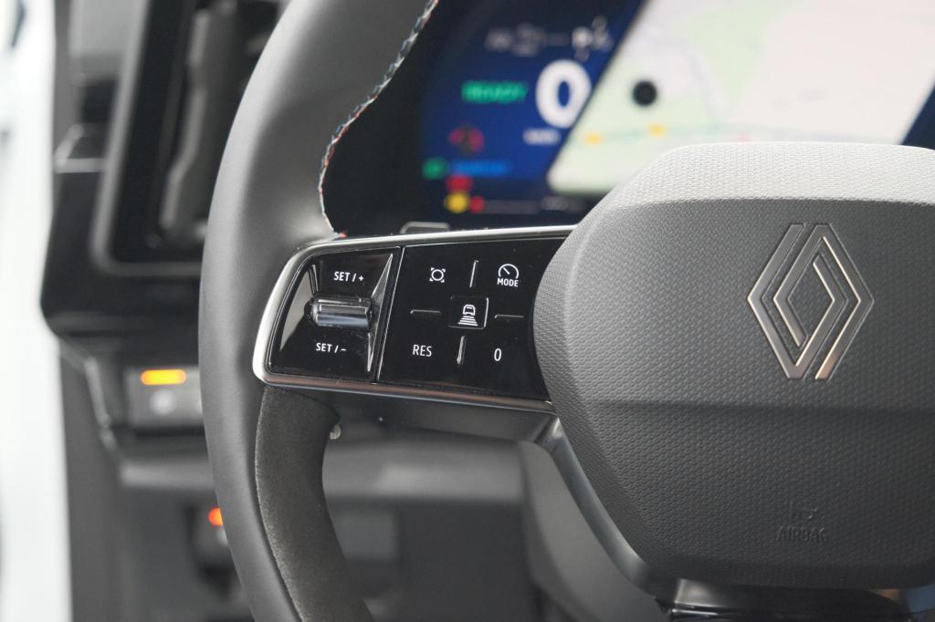 Renault Rafale 1.2 e-tech 4x4 plug-in hybrid 300 esprit alpine | 360 camera