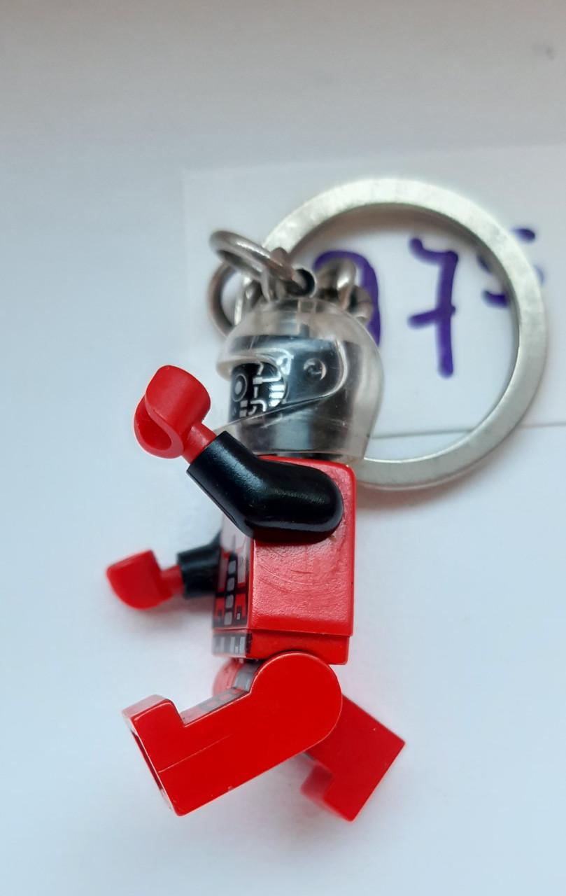 3975 Spyrius Key Chain: sleutelhanger