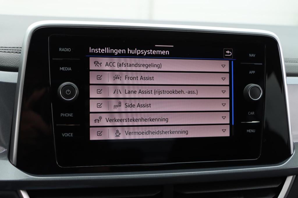 Volkswagen T-roc 1.5 tsi style 150pk dsg7