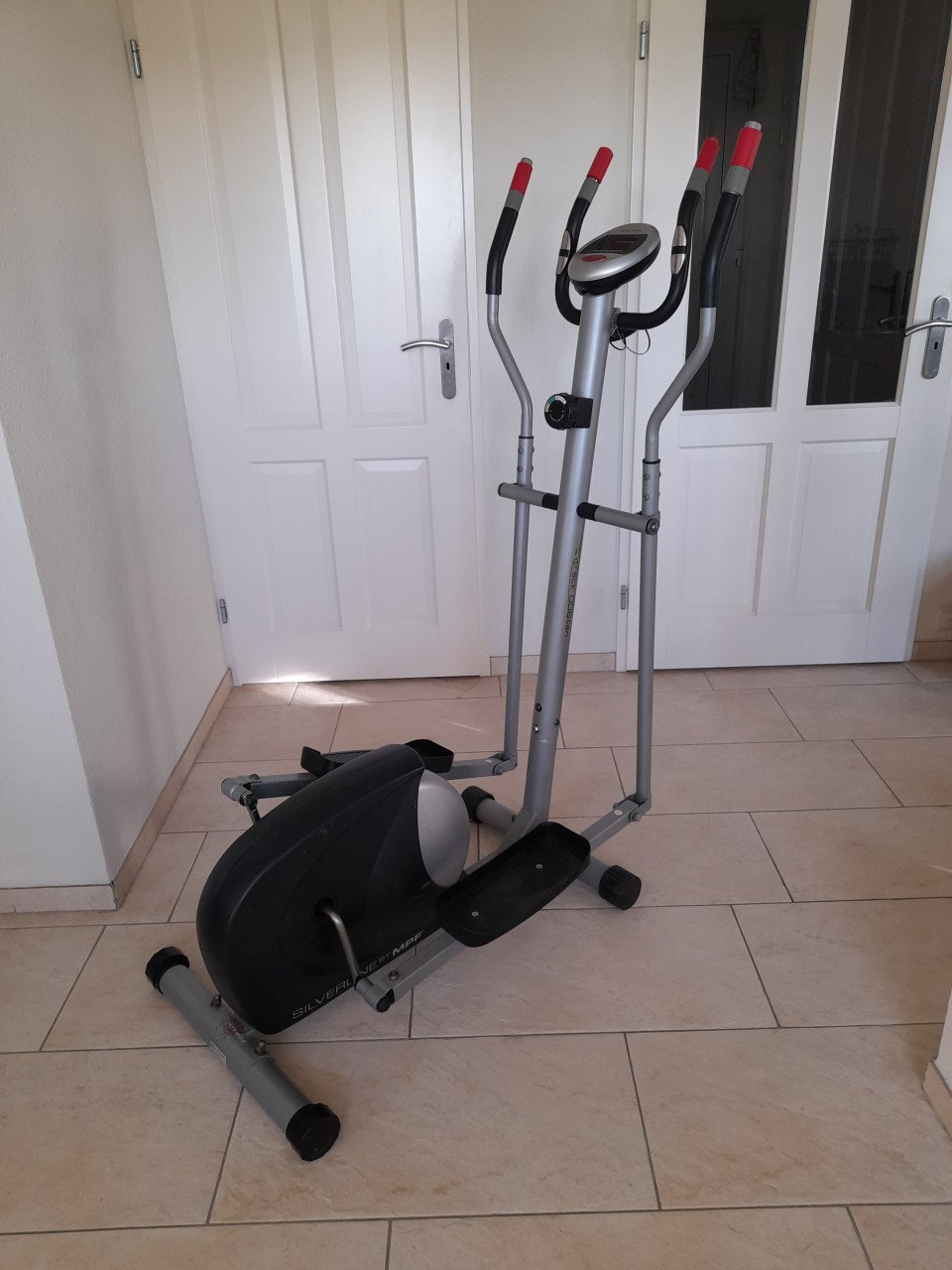 MPF Crosstrainer (werkt naar behoren) in goede staat