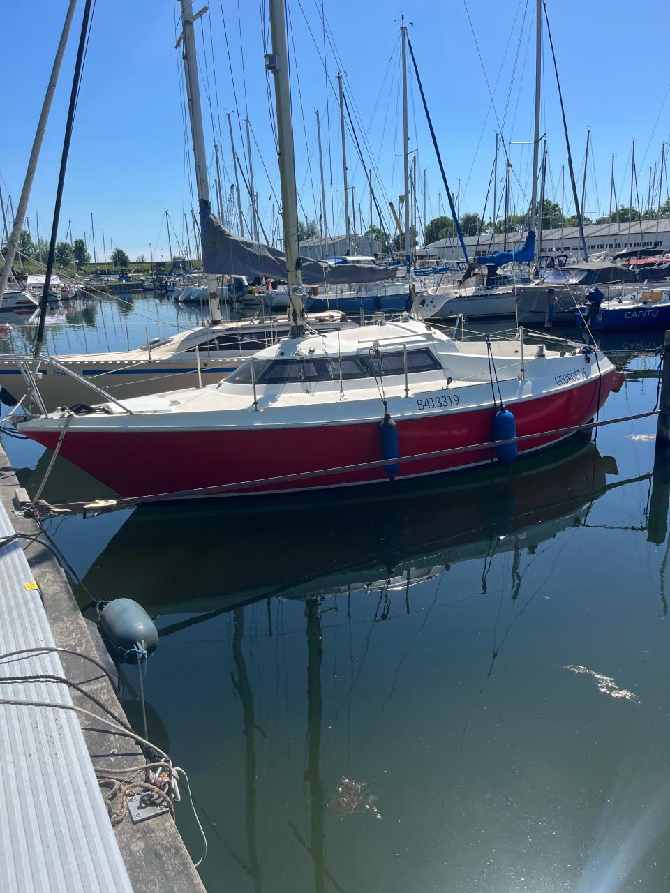 Kajuitzeilboot te koop –  Marcon Strijker 22 ft