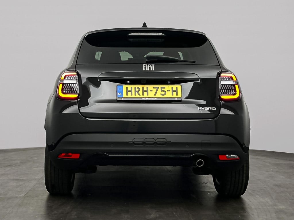 Fiat 600 1.2 hybrid la prima