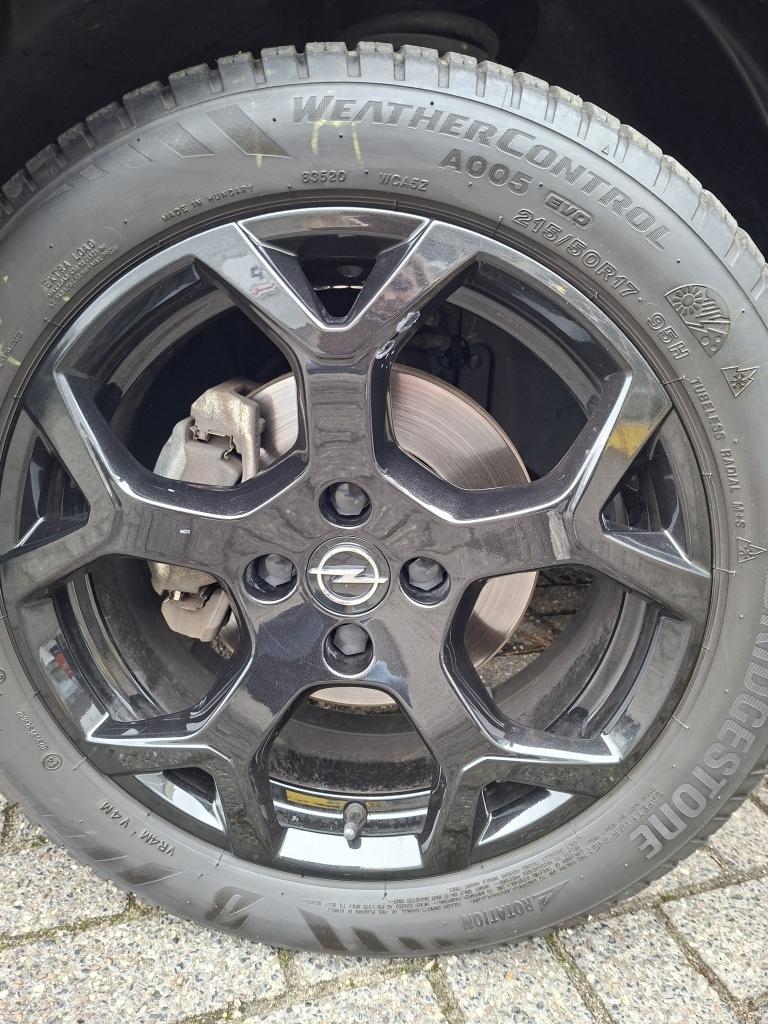 Opel Crossland X 1.2 turbo gs