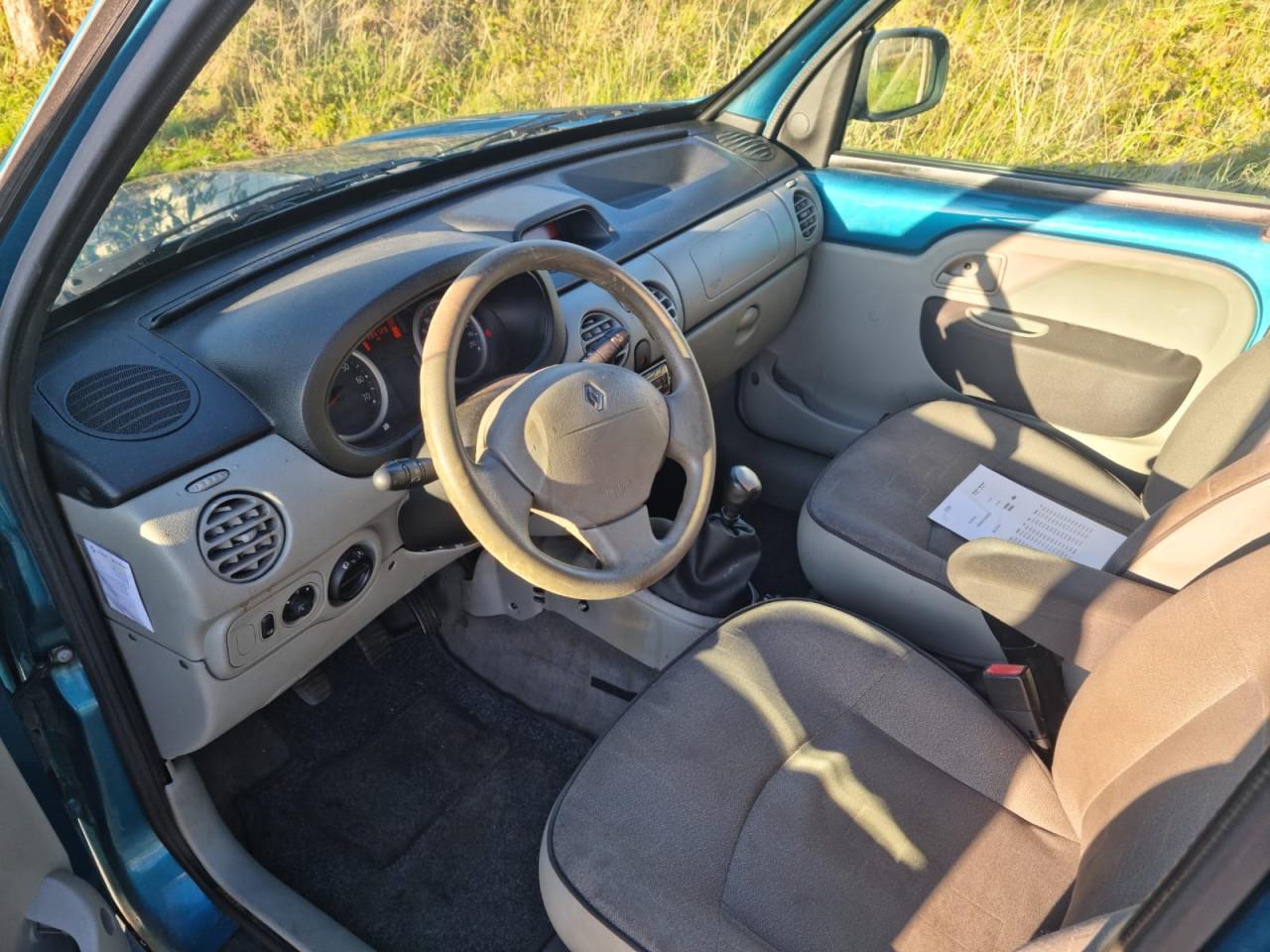 Renault kangoo 1.6i 16v 5 persoons zeer mooi