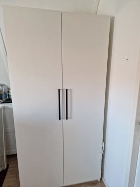 Kledingkast wit