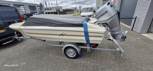 Beekman Ultra 430 met trailer en 60 pk Honda
