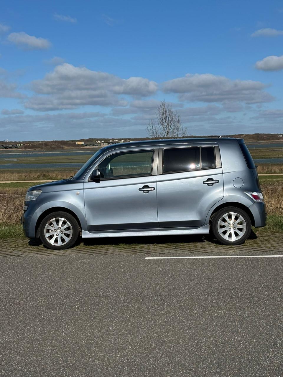 Daihatsu Materia (2007, Grijs)