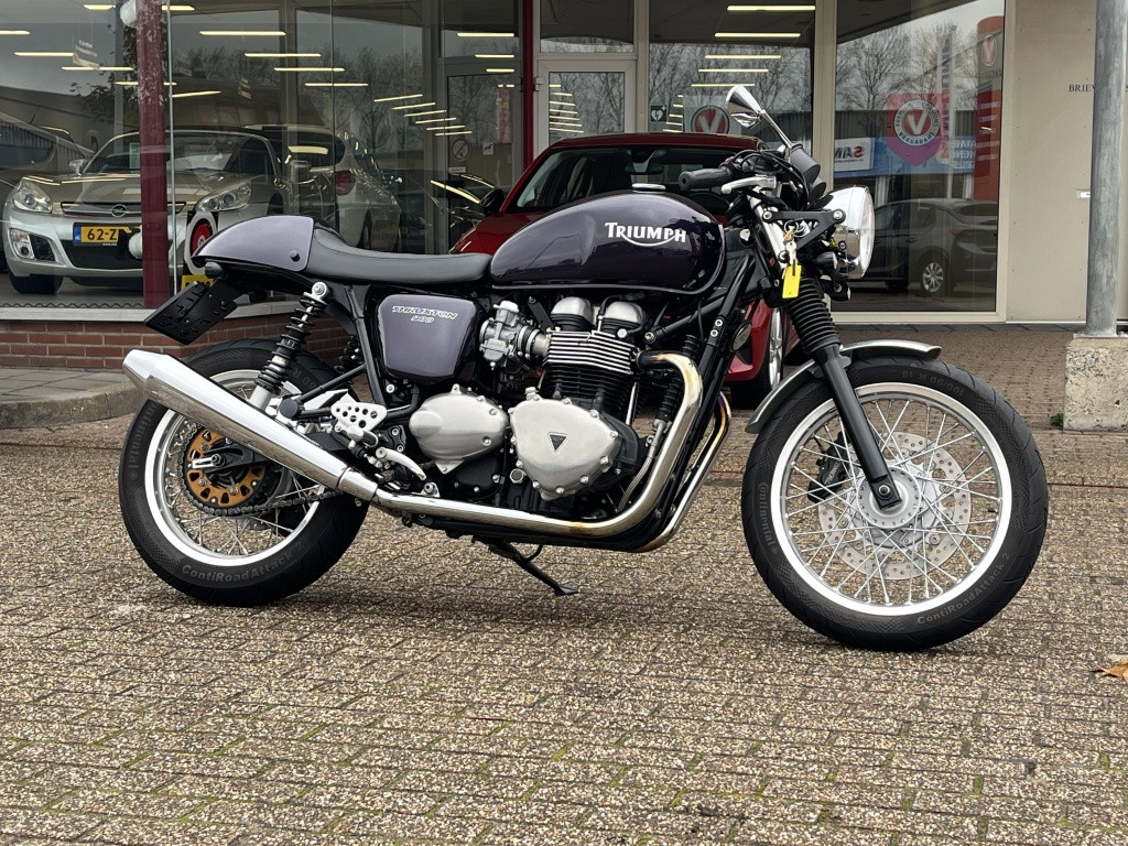 Triumph Thruxton 900 inj