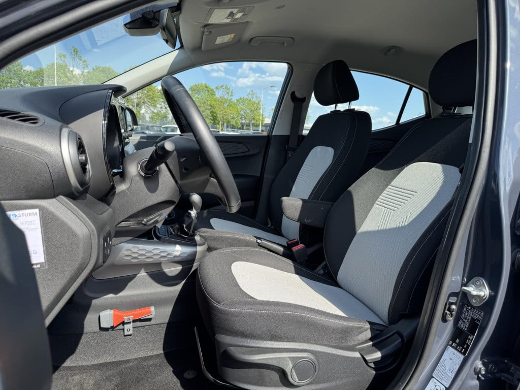 Hyundai I 10 1.0 premium | navigatie | camera | cruise & climate control | 
