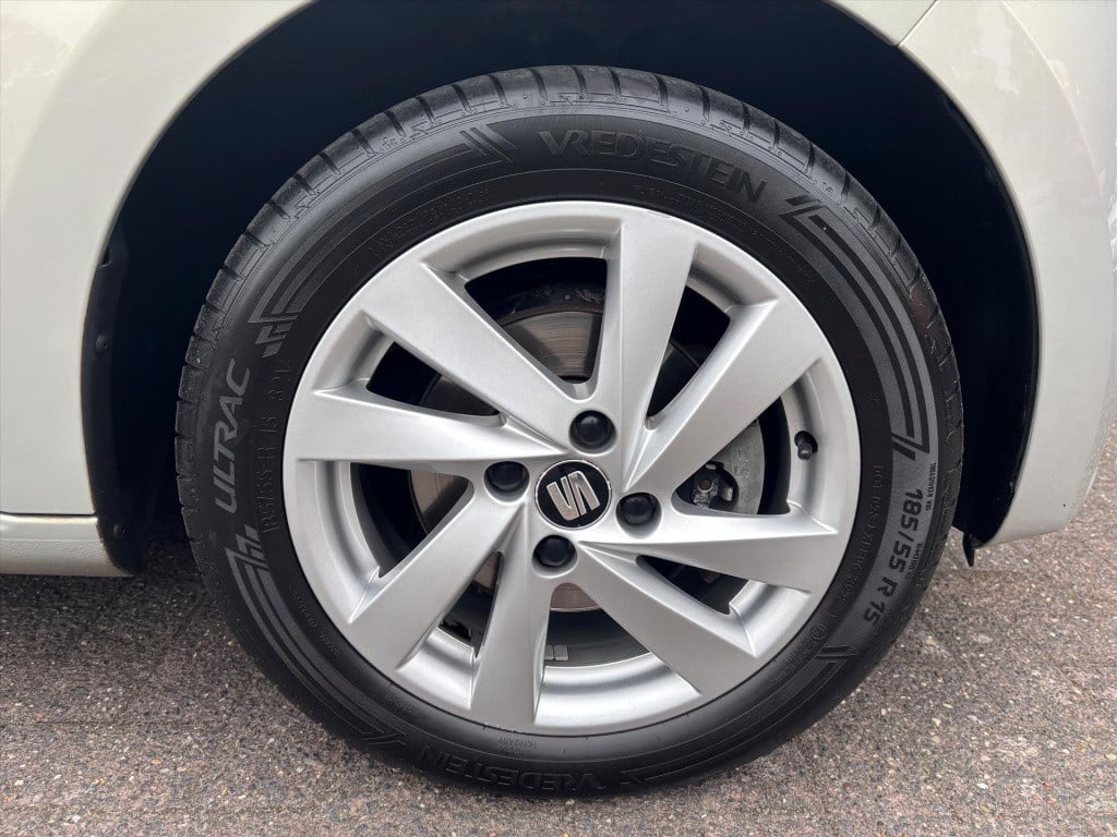 Seat Mii 1.0 60pk ecomotive 5d sport dynamic| stoelverwarming| pano dak| ga