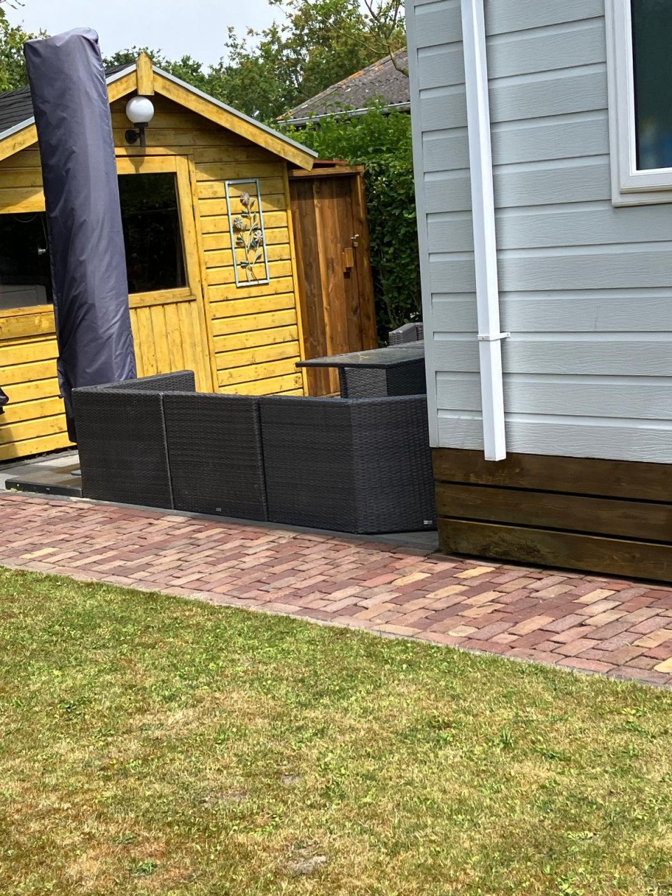 Te Huur; Chalet nabij strand Brouwersdam