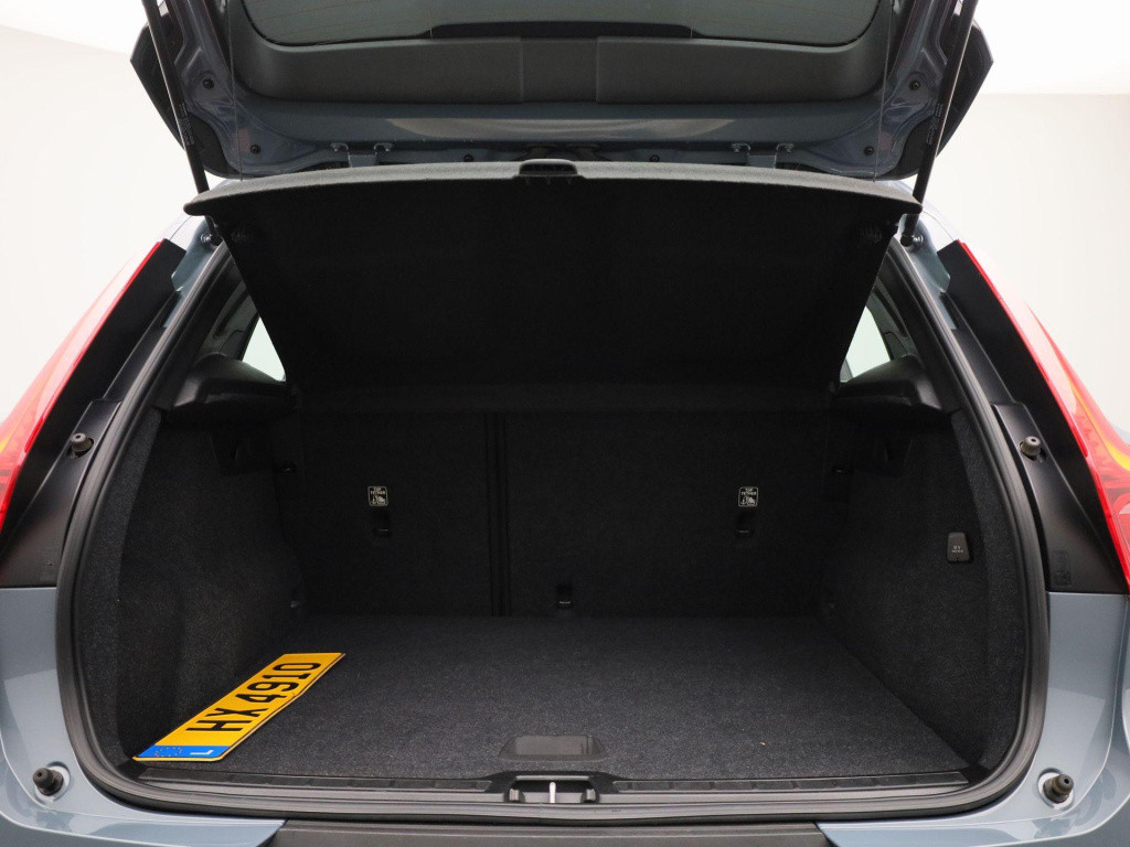 Volvo XC40 1.5 t3 momentum | automaat | lmv | navigatie | virtual cockpit |