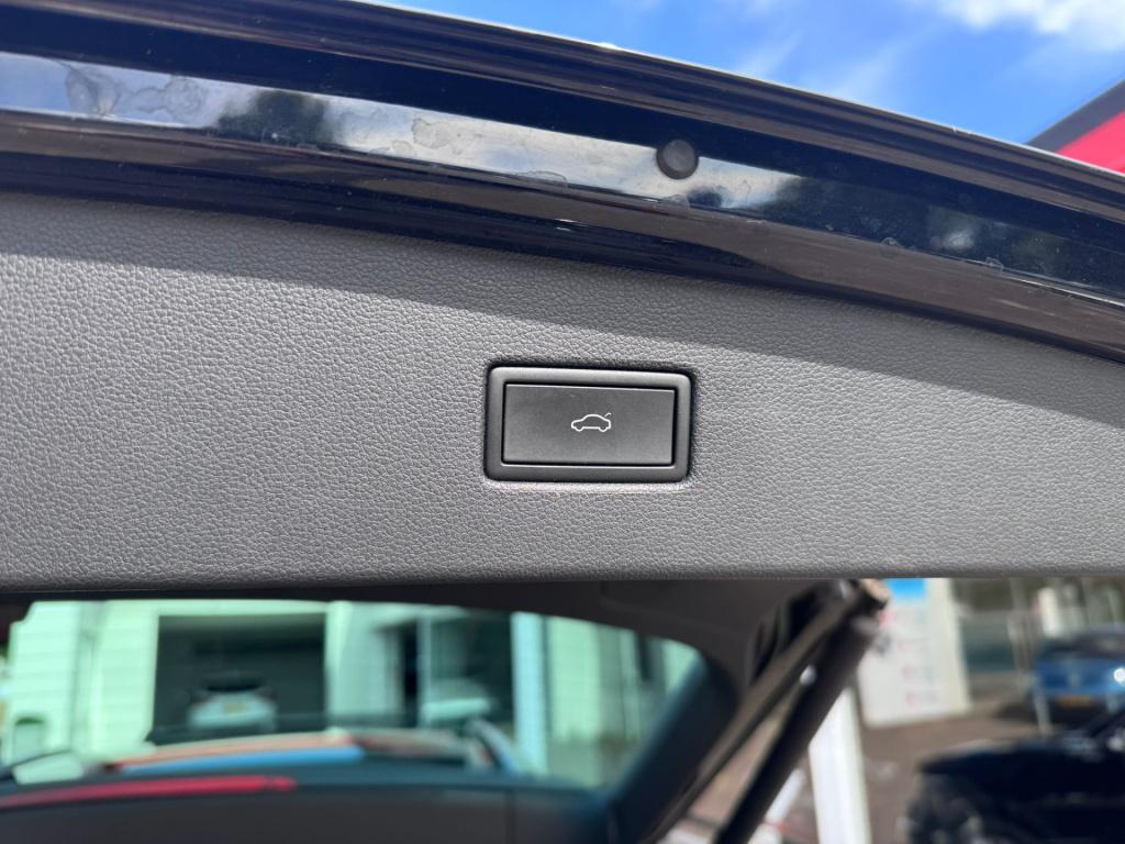 Volkswagen Tiguan 1.5 ehybrid life edition
