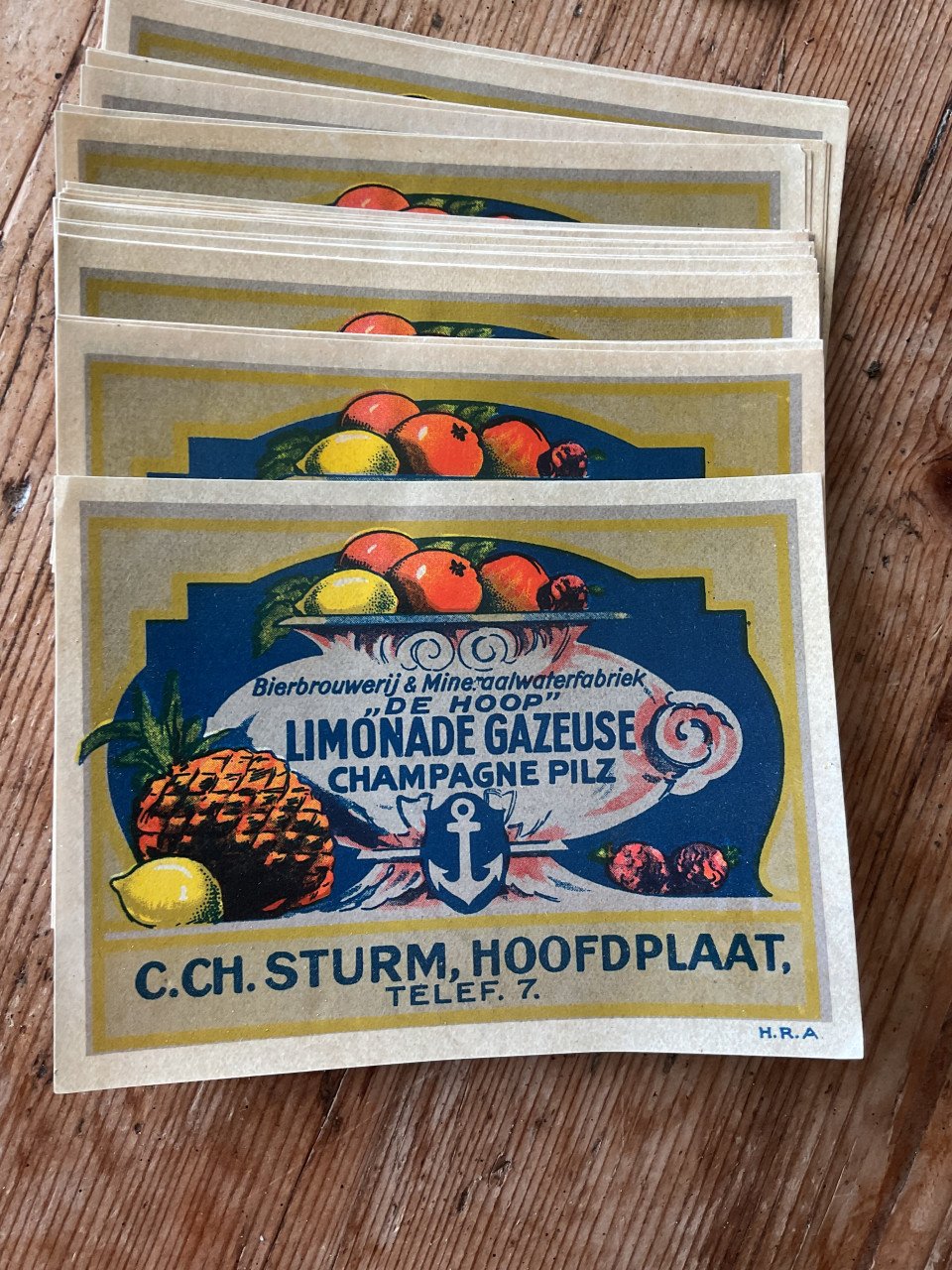 Oude etiketten limonadefabriek Hoofdplaat