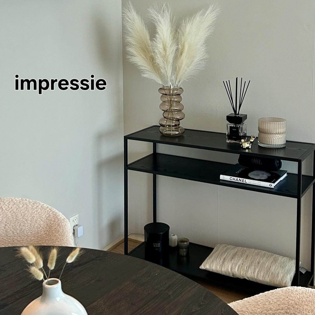 Moos Jaxon sidetable