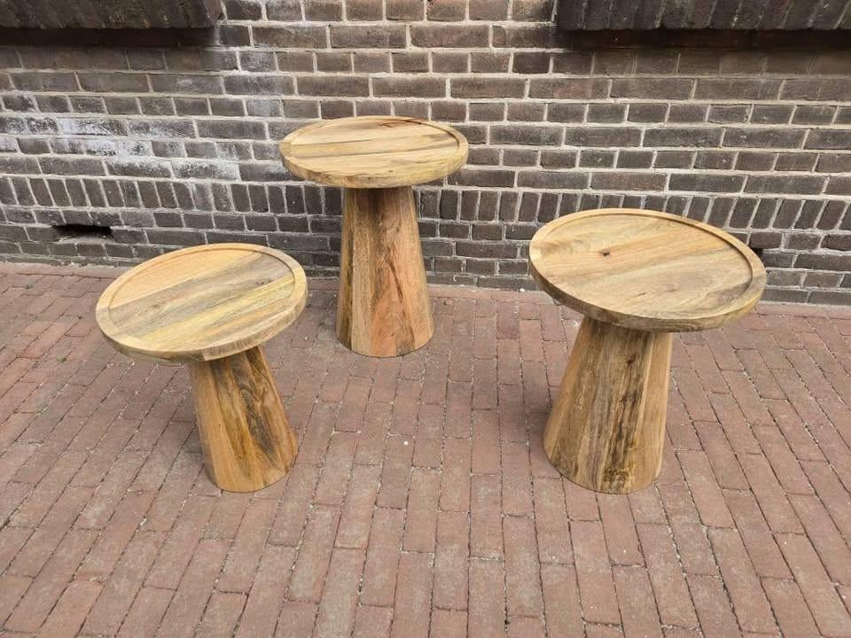 DECO, VERLICHTING, MAAR OOK DIT SCHITTERENDE SALONTAFELSET NU VOOR MAAR 149