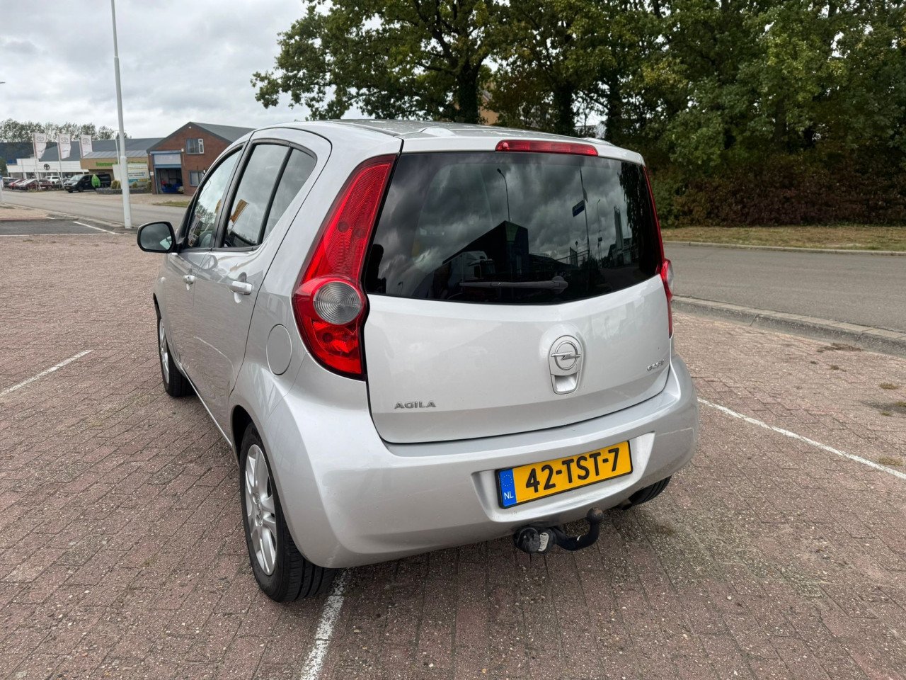 Opel agila bj 2012 3750 euro