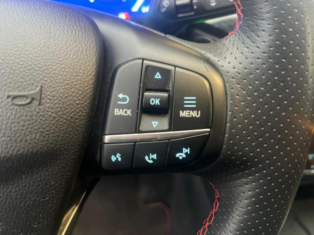 Ford Kuga 1.5 ecoboost st-line x | trekhaak | climate |