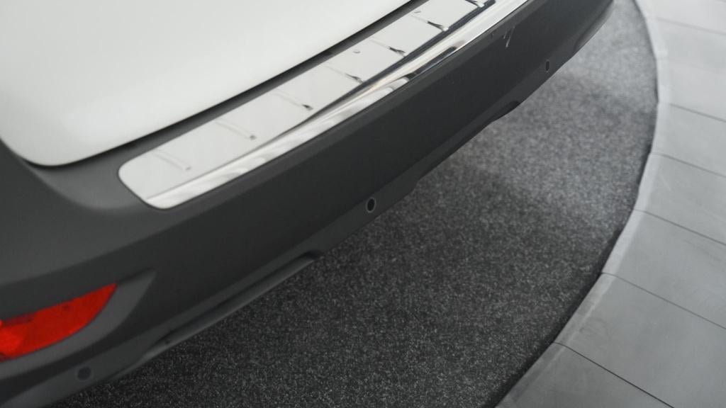 Peugeot 5008 puretech 130 eat8 allure pack business | trekhaak | elektronis