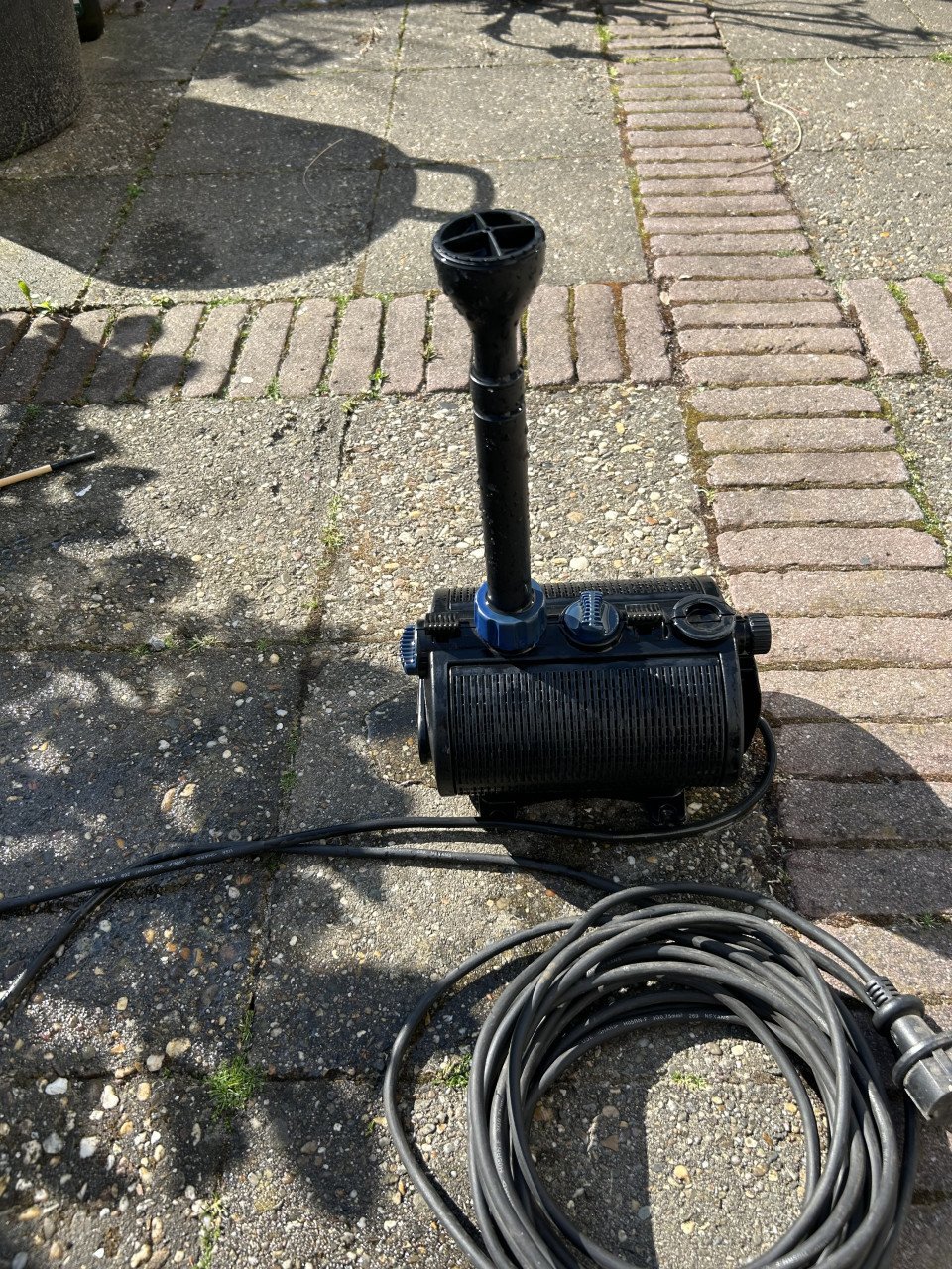 Te koop oase nautilus 50 klein fontein pompje  550 lpu  8 watt
