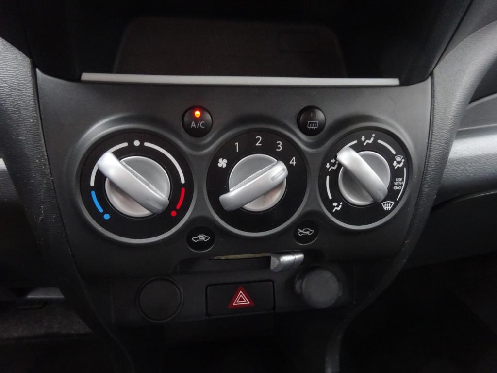 Nissan Pixo 1.0 look 1e eigenaar / airco / elektr. ramen / nap