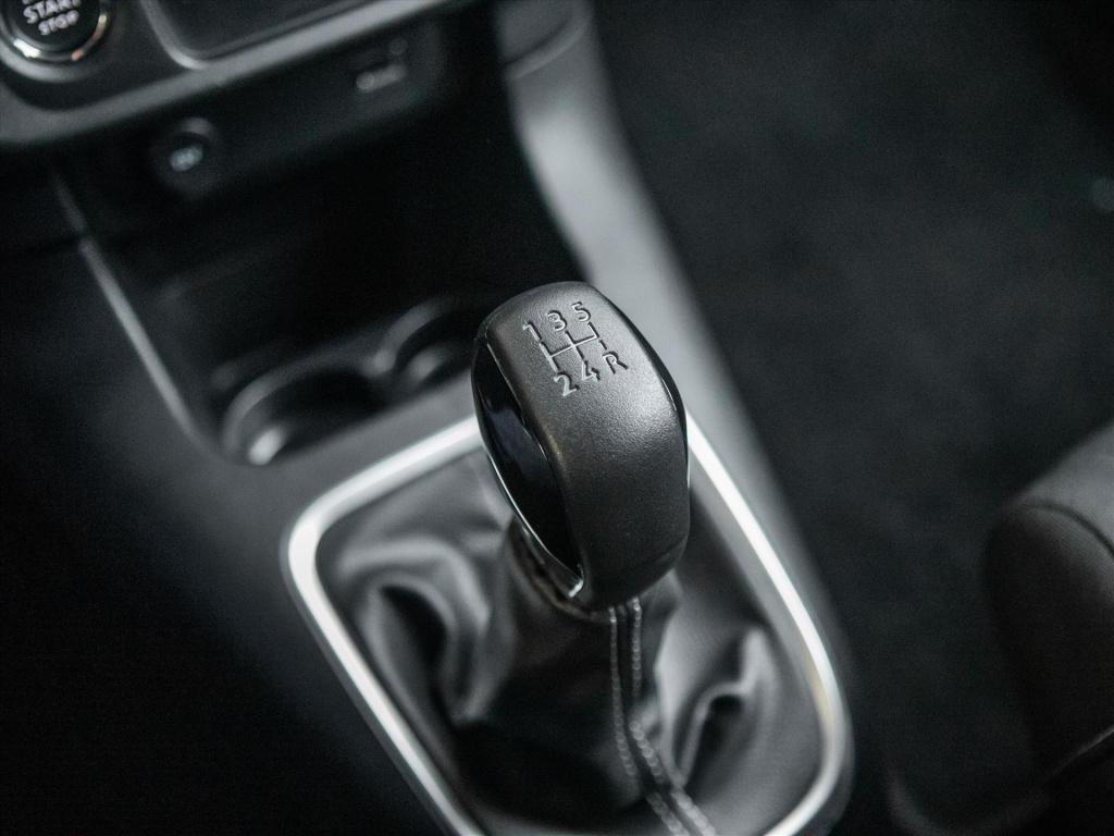 Citroen C3 1.2 puretech 83 feel edition | trekhaak | apple carplay | androi