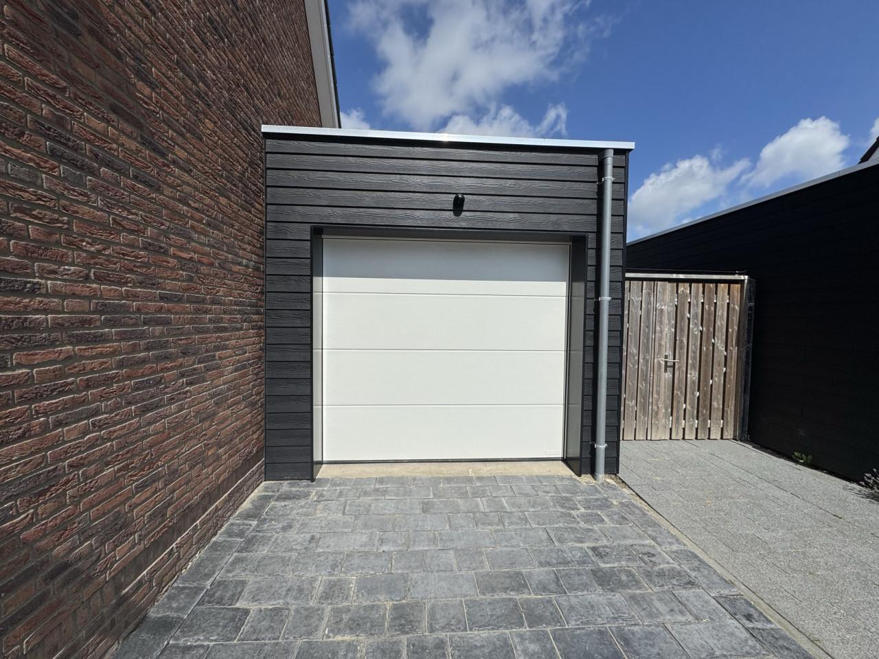 Hörmann sectionaaldeur LPU42