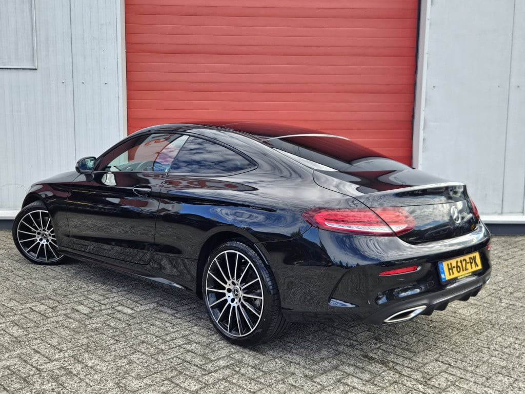 Mercedes-Benz C-Klasse coupé 300 premium plus pack | burmester | acc