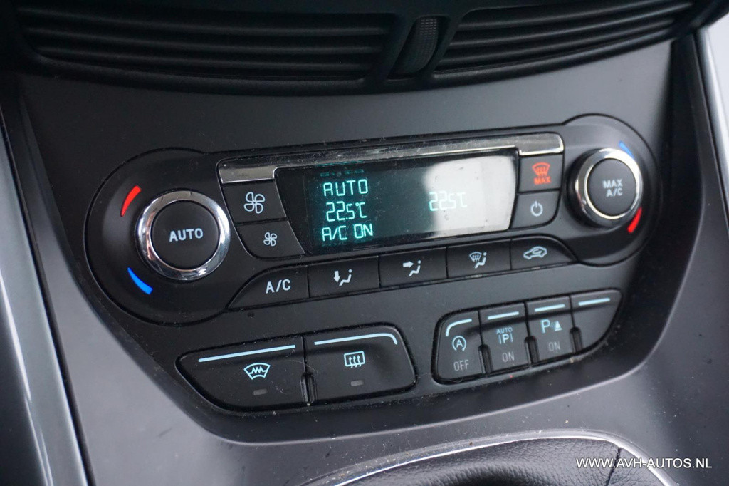 Ford C-max 1.0 titanium