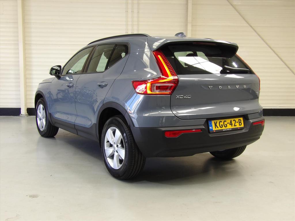 Volvo XC40 t3 163pk geartronic momentum core