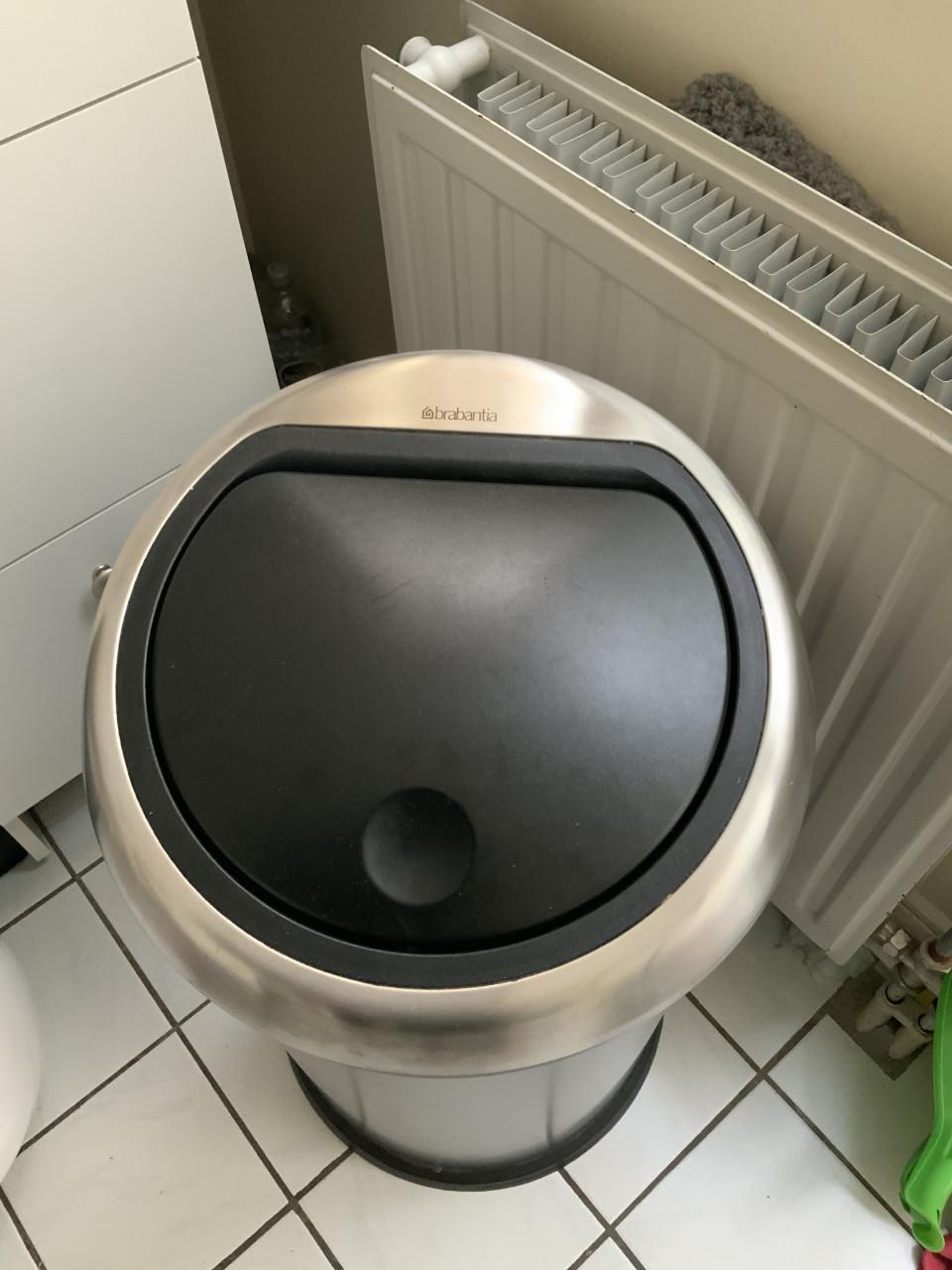 Grote brabantia vuilnisbak