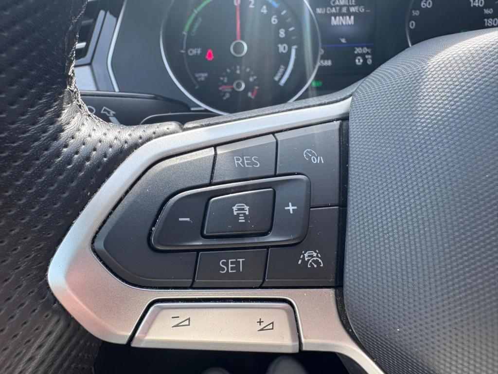 Volkswagen Passat 1.4 tsi phev gte business