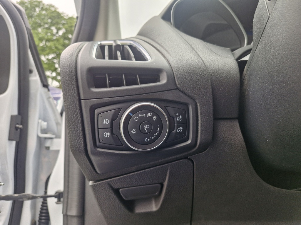 Ford Focus wagon 1.5 titanium