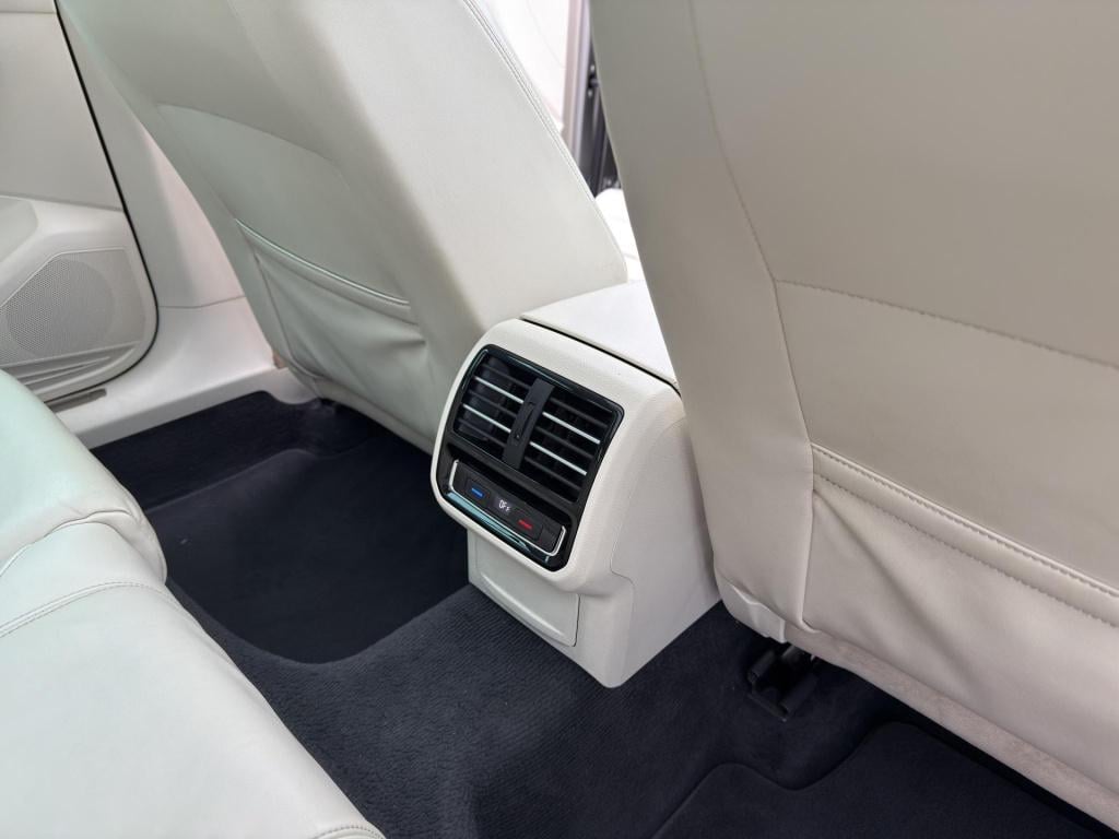 Volkswagen Passat variant 1.4 tsi gte highline | leder stoel en verwarmd   